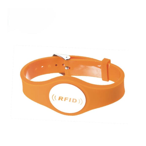 Etiqueta de lavandaria HF NFC UHF RFID para vestuário de trabalho