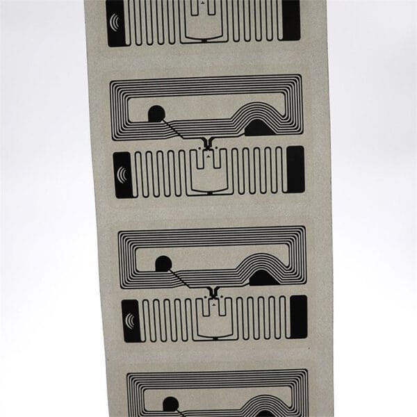 Etiqueta RFID industrial de dupla frequência para uniformes