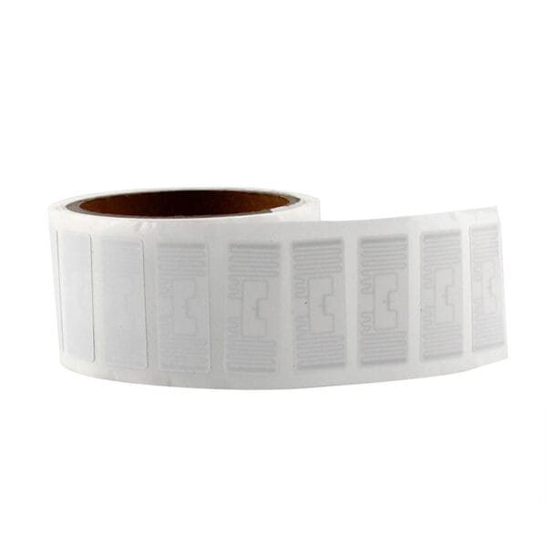 Etiqueta RFID de dupla frequência cosida para têxteis